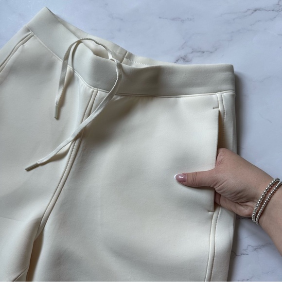 UNIQLO Straight Leg US S Off-White Joggers - Picture 5 of 10